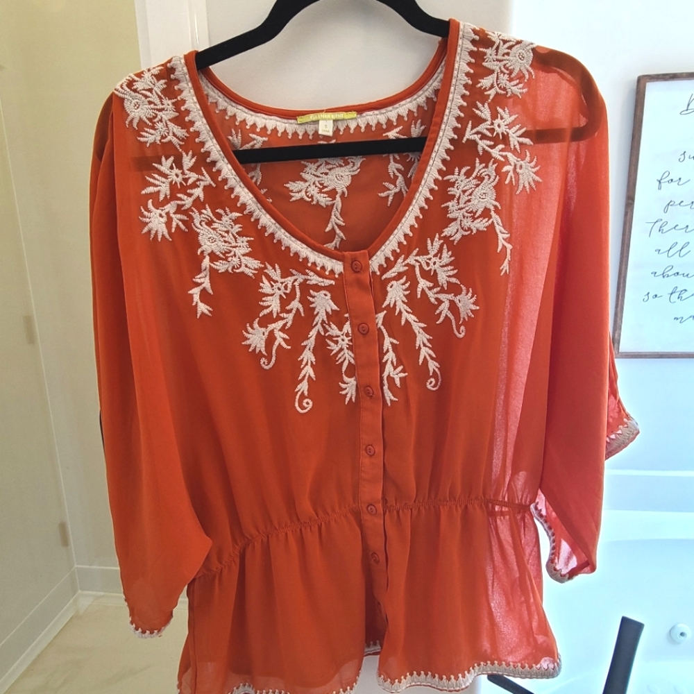 Gianni Bini embroidered blouse size small